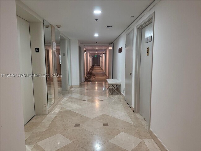 Building Photo - 9511 Collins Ave