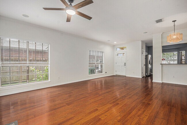 Building Photo - 14335 Fair Knoll Way