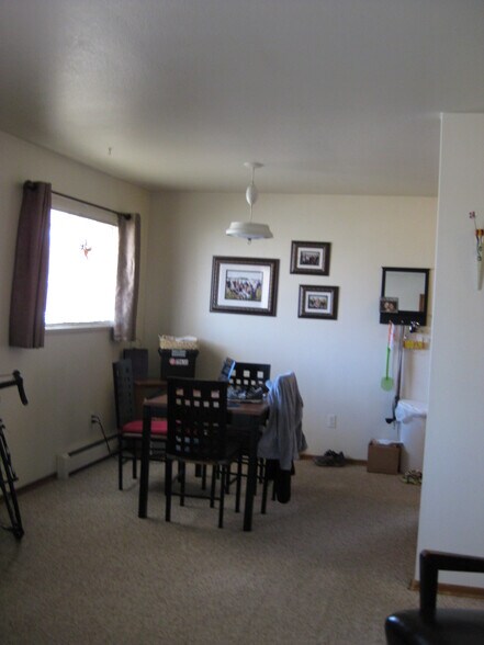 Building Photo - 1107 Hays St