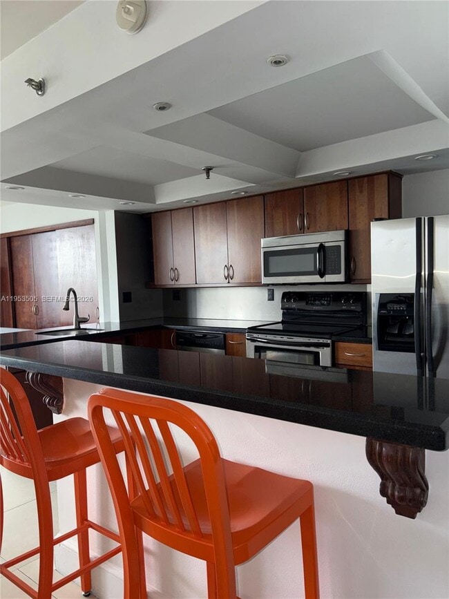 Building Photo - 2401 Collins Ave