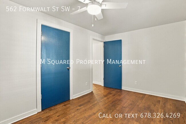 Building Photo - 562 Formwalt St SW