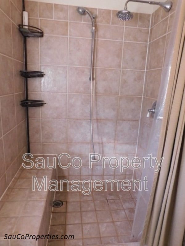 Building Photo - 19739 SW Sandra Ln