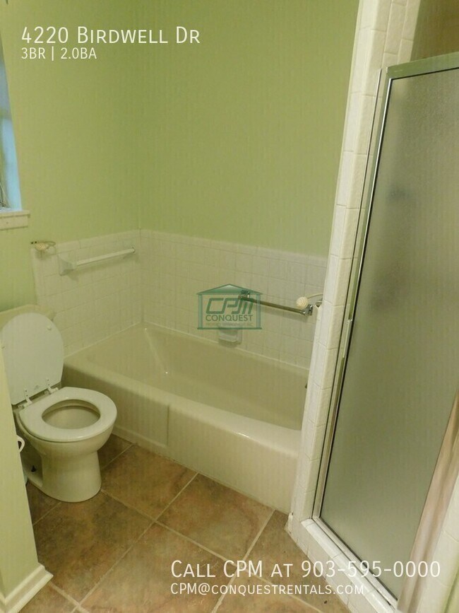Building Photo - 4220 Birdwell Dr