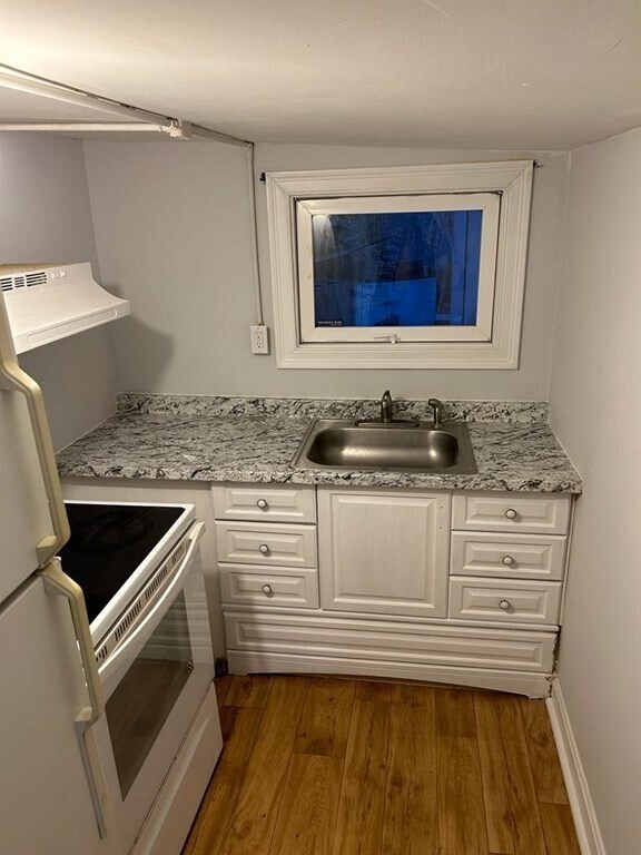 Building Photo - 75 Milk St