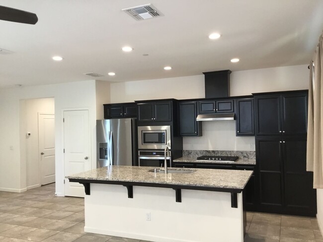 Building Photo - Welcome to Riverstone!!!