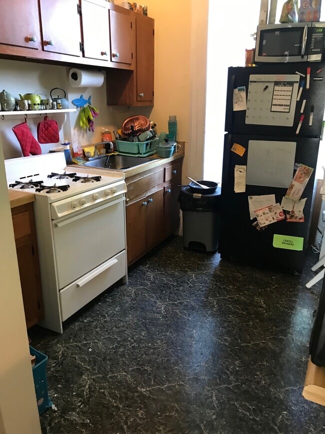 Building Photo - 1123 Grove Ave