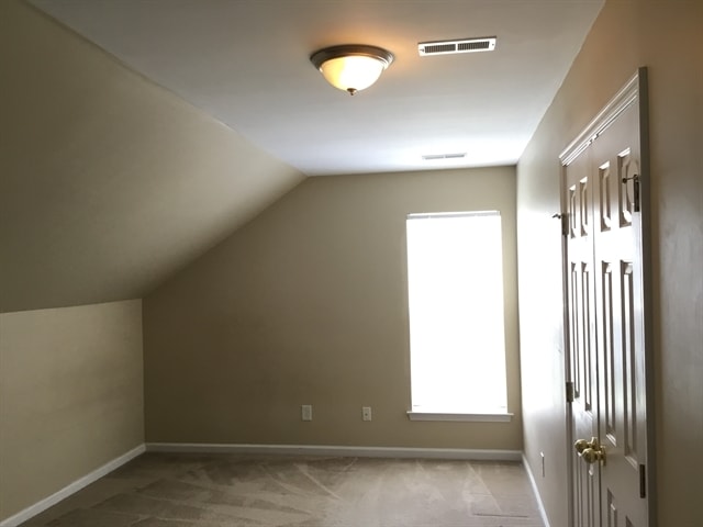 Building Photo - 1009 Yarrow St