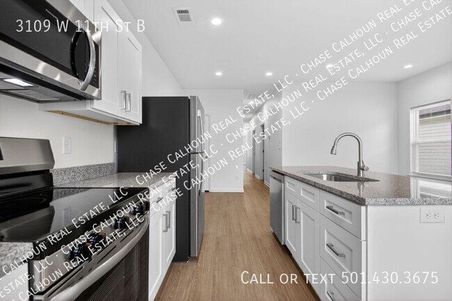 Building Photo - 3109 W 11th St