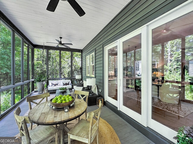 Building Photo - 500 Augusta Ln