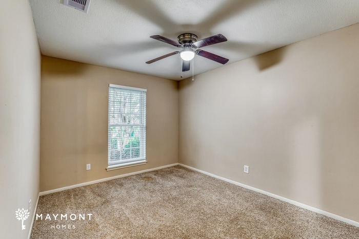 Building Photo - 152 Bastrop St