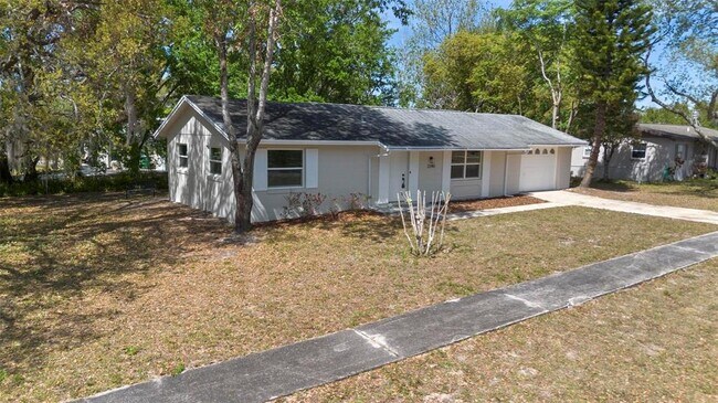 Building Photo - 2240 Conway Dr