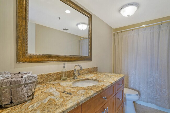 Building Photo - 4748 S Ocean Blvd