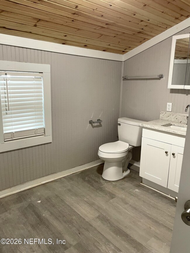 Building Photo - 62 Dumas St