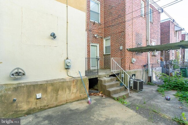 Building Photo - 2820 S Smedley St