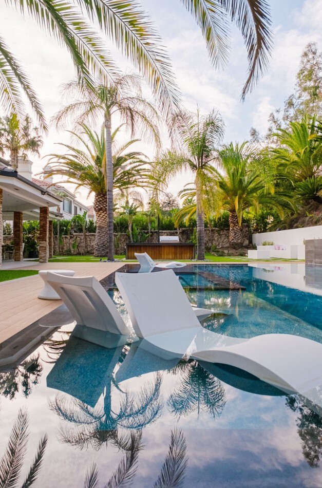 Building Photo - 25879 Chalmers Pl