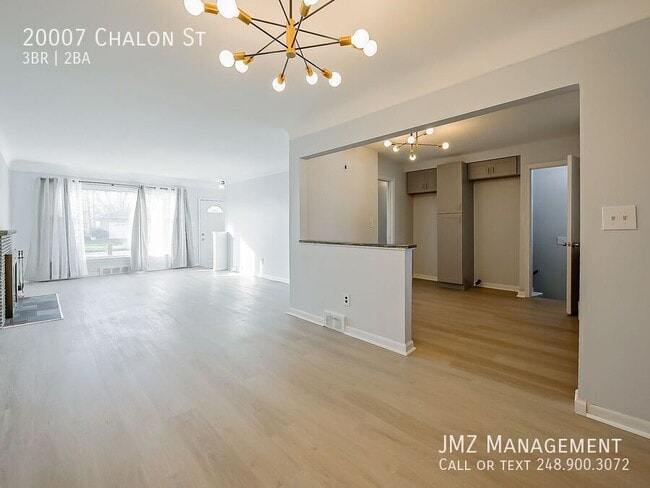 Building Photo - 20007 Chalon St