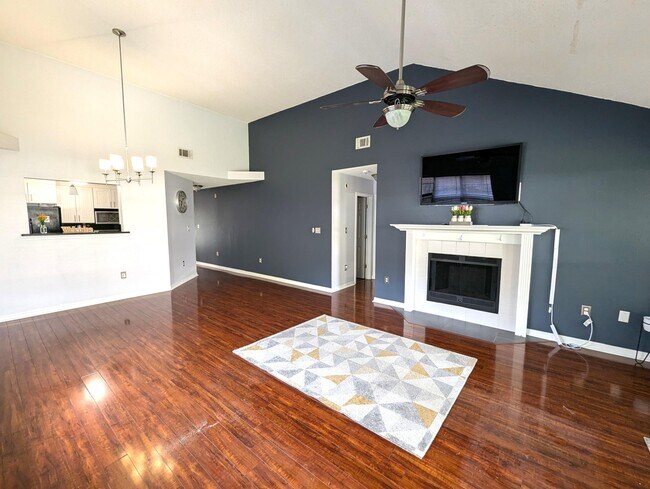 Building Photo - 431 Sandy Ridge Cir