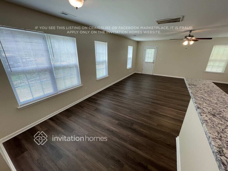 Building Photo - 711 Wilderness Trail Dr