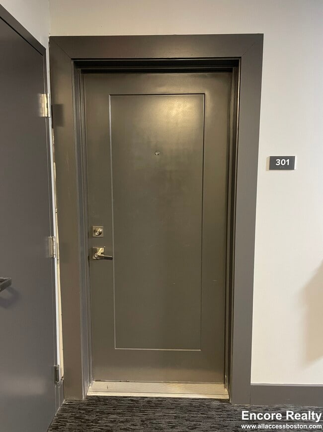 Building Photo - 365 Western Ave