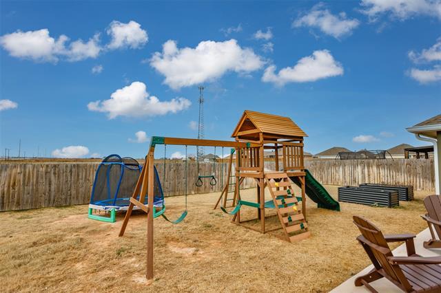 Building Photo - 104 Bailey Ranch Dr