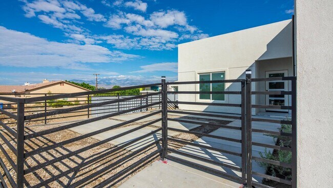 Building Photo - 67670 Buckboard Ln