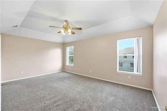Building Photo - 14 Frontera Rd