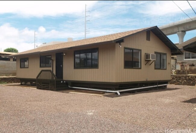 Building Photo - 667 Kamehameha Hwy