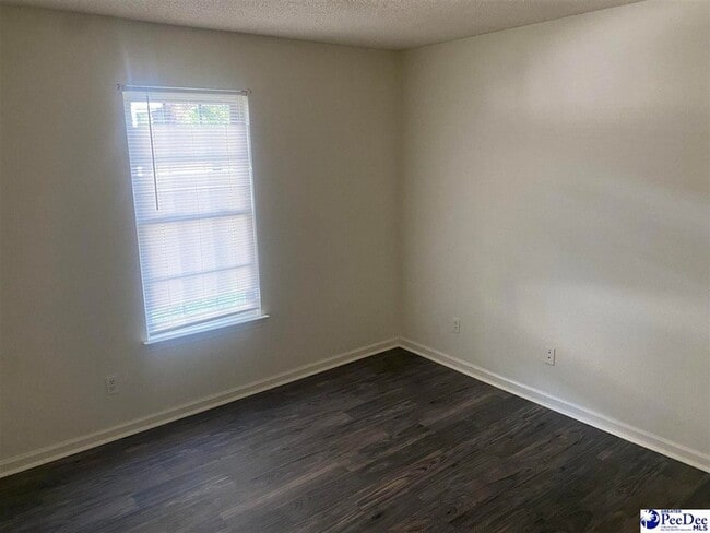 Building Photo - 1309 Waverly Ave