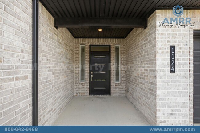 Building Photo - 1124 Bunker Dr