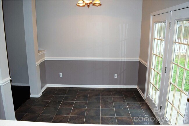 Building Photo - 21345 Aftonshire Dr