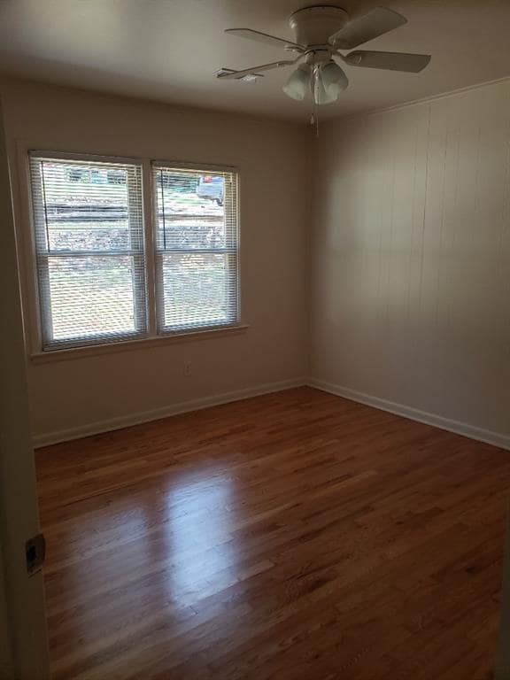 Building Photo - 911 E Rodgers Dr