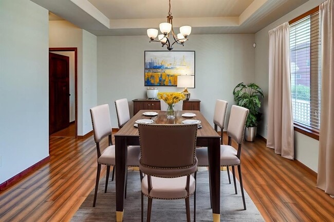 Building Photo - 15 Bellingrath Ct