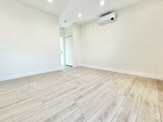Building Photo - 2945 West Blvd Los Angeles, CA 90016