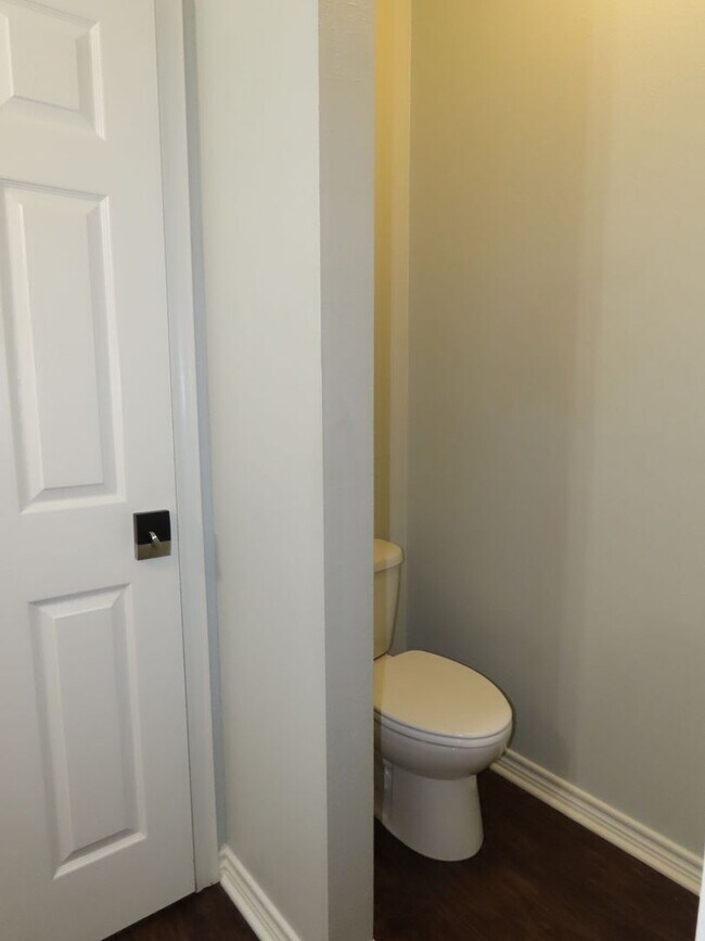 Building Photo - 2434 Haverhill Dr