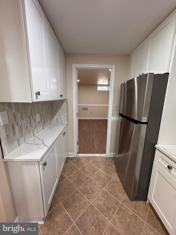 Building Photo - 14789 Edison Ct