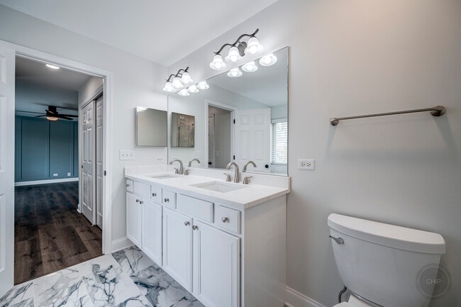 Building Photo - 12948 Parterre Pl