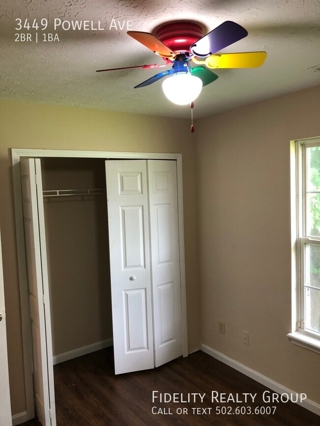 Building Photo - 3449 Powell Ave