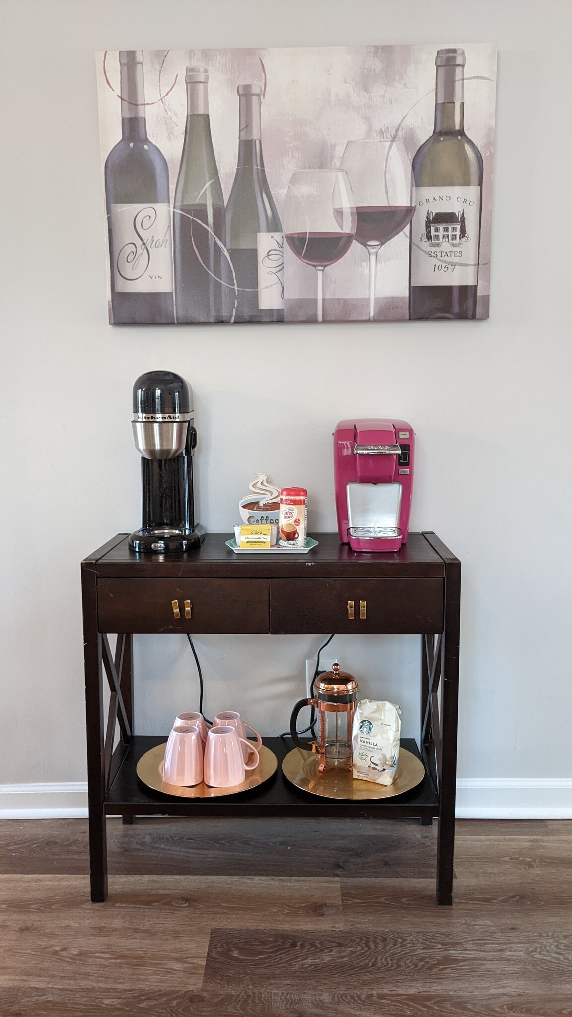 Several coffee options for all tastes! - 4700 Cornwall Pl