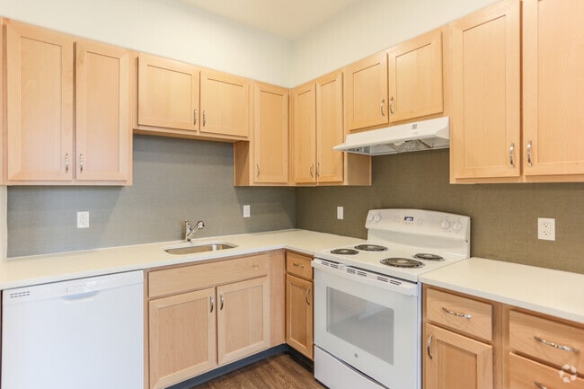 1BR, 1BA - 534SF - Red Rock Commons