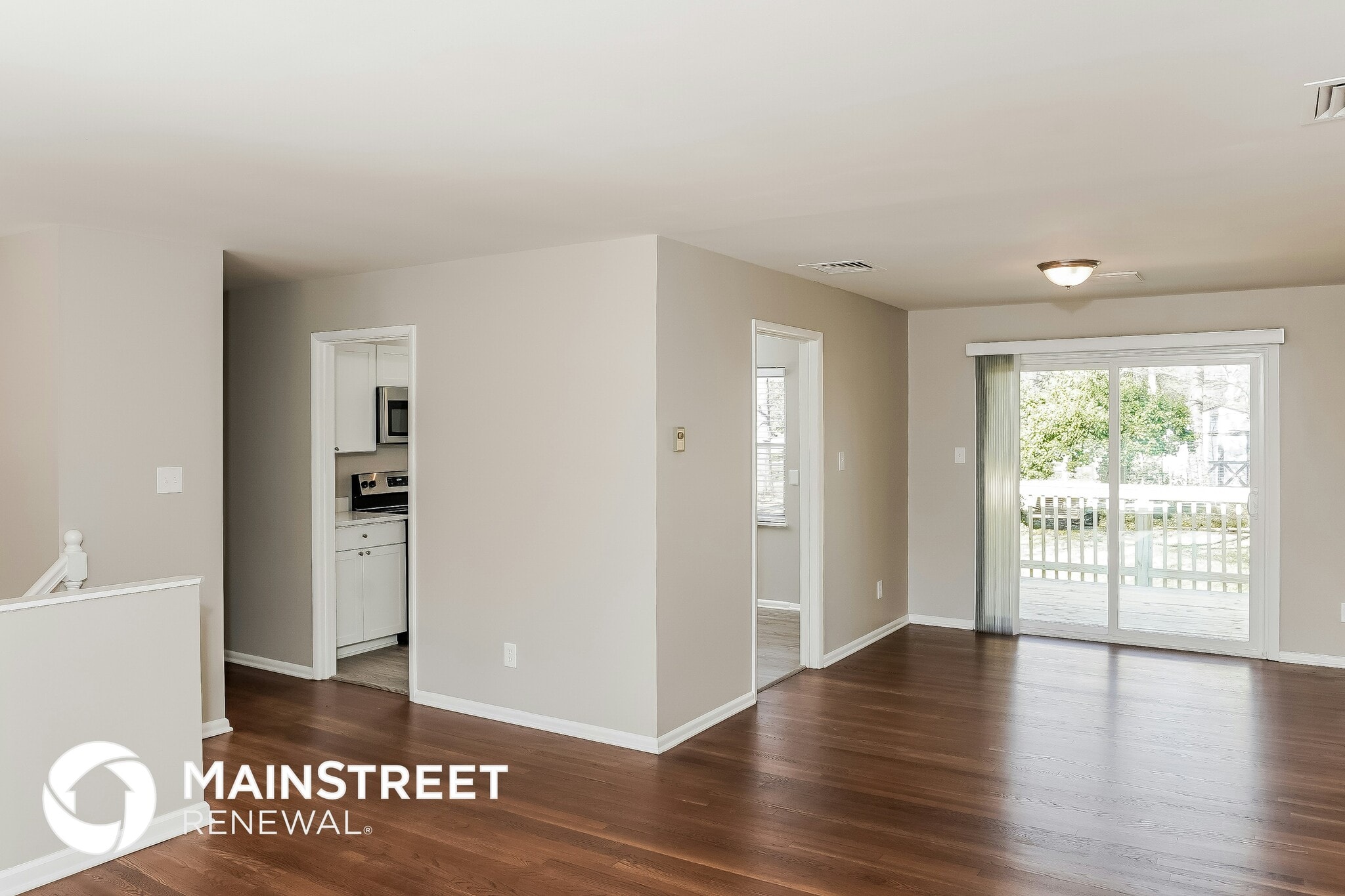 Building Photo - 4010 Sedgewood Ln