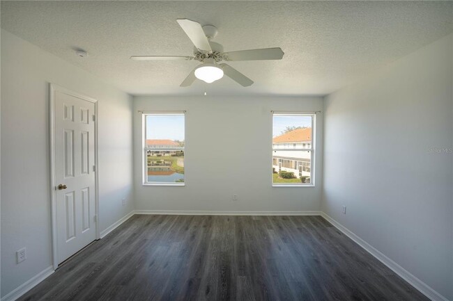 Building Photo - 1241 S Beach Cir