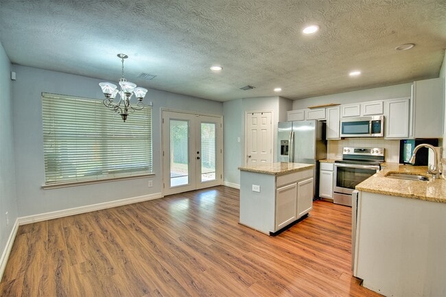 Building Photo - 7022 Raven Cliffs Ln
