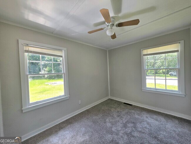 Building Photo - 3588 Morgan Dr
