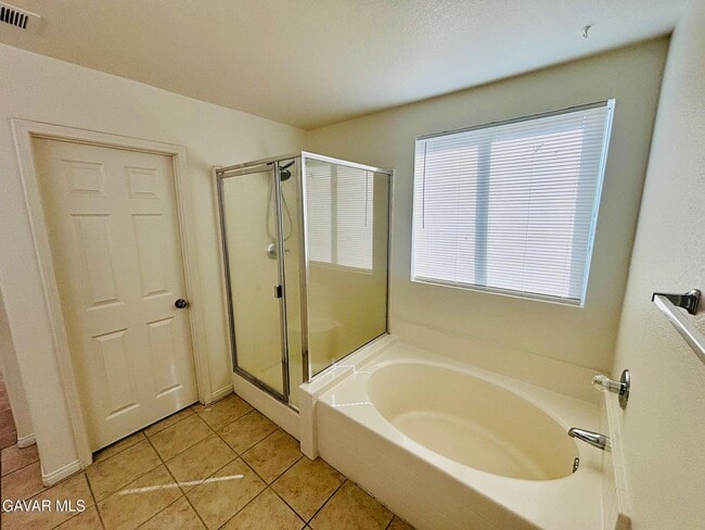 Building Photo - 40350 Maravilla Dr