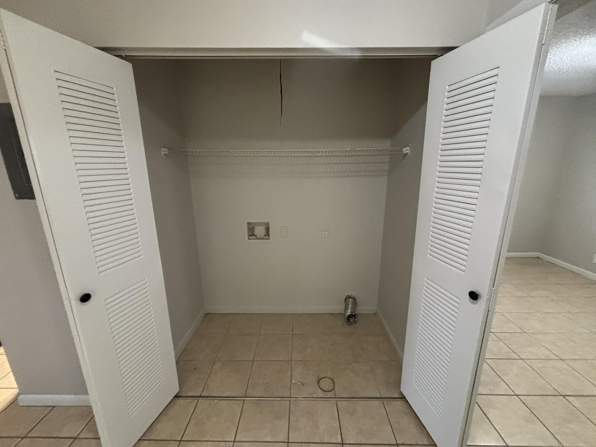 Building Photo - 3839 NW Huntsboro St