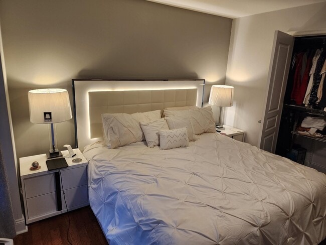 Building Photo - 4301 Park Ave