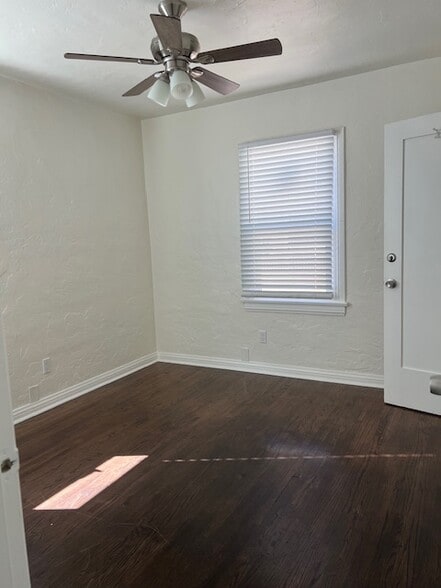 Bedroom - 1055 W 7th St