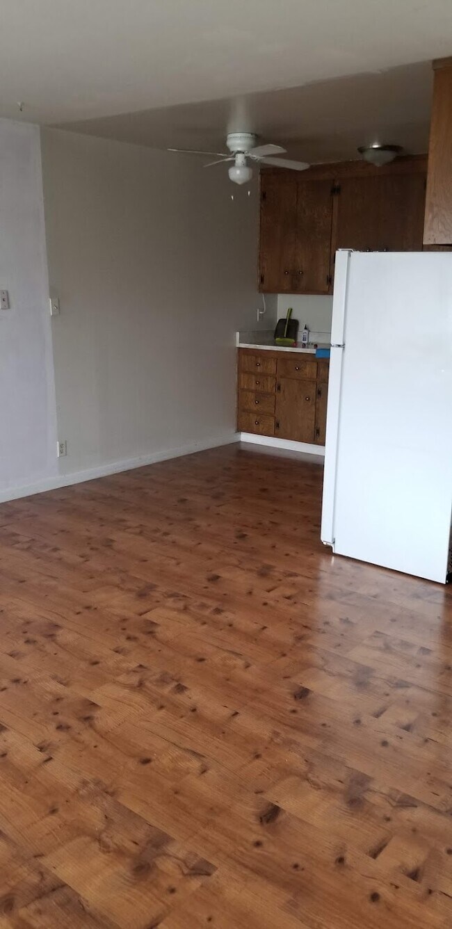 dining room area - 2144 Lincoln Ave