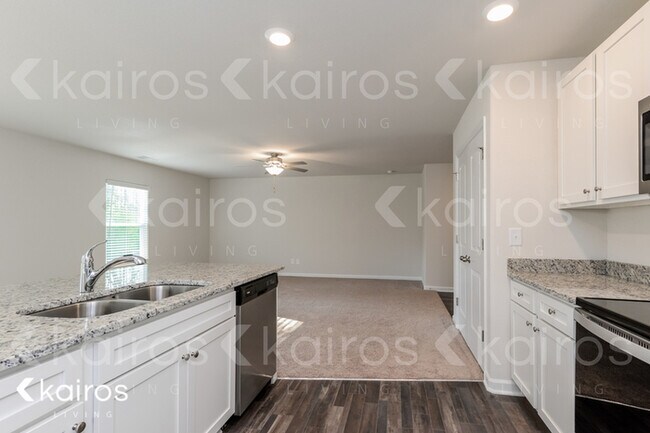 Building Photo - 355 Common Reed Drive