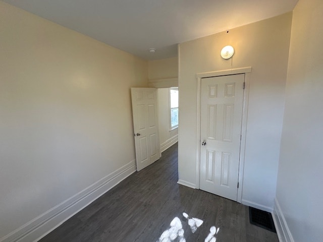 Building Photo - 2454 Azelda St